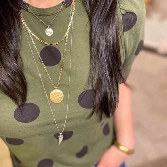 Stella & Dog Heritage Coin Mini Pendant Necklace - Picture 3 of 6